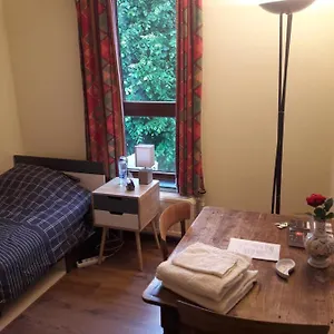 Chez Mimi - Chambre Vue Parc Homestay Brussels